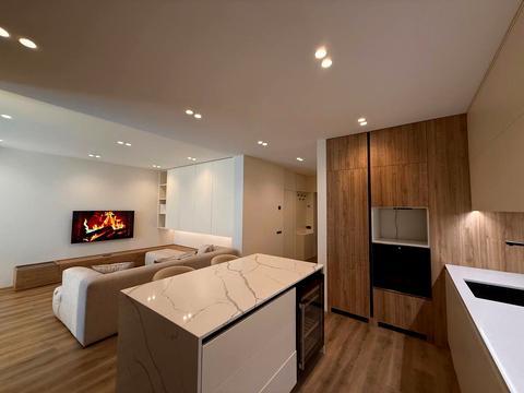 квартира за адресою Київ, Микільсько-Слобідська вул., 15