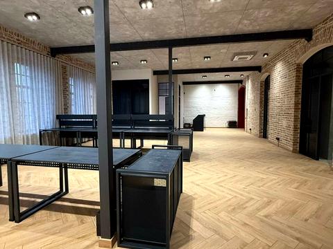 комерційна за адресою Ніжинська вул., 47