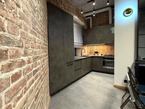 комерційна за адресою Ніжинська вул., 47