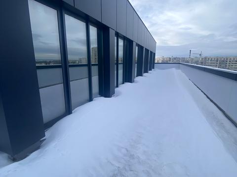 комерційна за адресою Угорська вул., 12