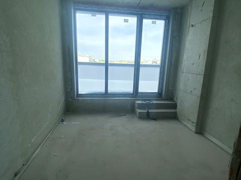 комерційна за адресою Угорська вул., 12