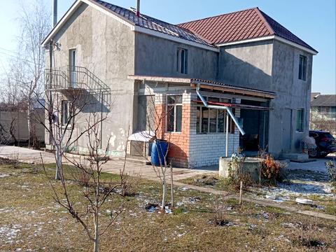 будинок за адресою смт. Обухівка, Висока, 1