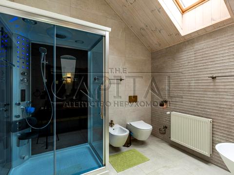 будинок за адресою Світанкова, 1