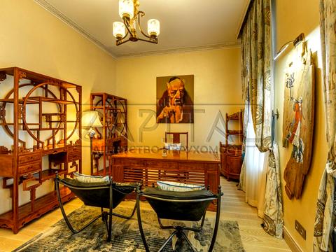 будинок за адресою Світанкова, 1