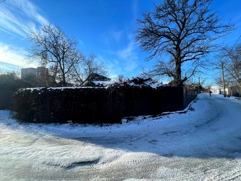 участок по адресу Патріарха Володимира Романюка ул. (Жовтнева), 15