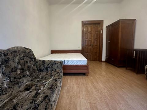 квартира за адресою Шептицьких вул., 33