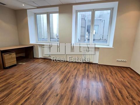 комерційна за адресою Київ, Січових Стрільців вул. (Артема), 37