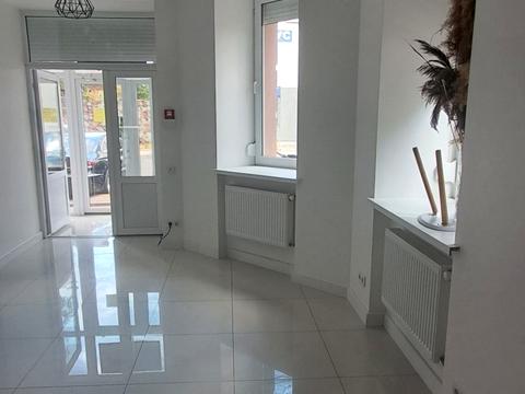 комерційна за адресою Кірічека вул., 5
