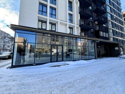 комерційна за адресою Зоряна вул., 2а