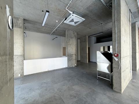 комерційна за адресою Зоряна вул., 2а