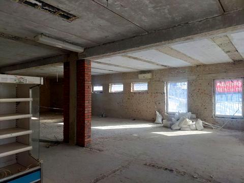 комерційна за адресою Міцкевича вул., 11