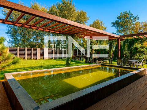 будинок за адресою Київ, Лютнева вул.