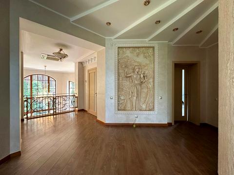 будинок за адресою Нова