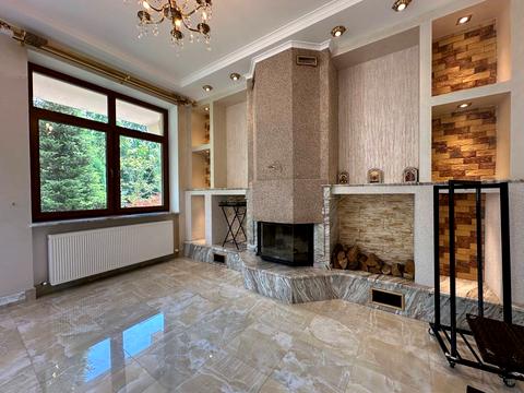 будинок за адресою Нова