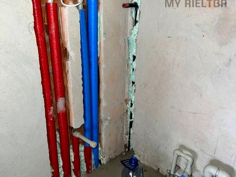 будинок за адресою с. Холмок, Головна, 20