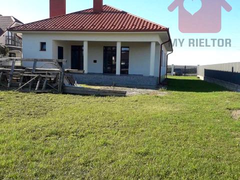 будинок за адресою с. Холмок, Головна, 20