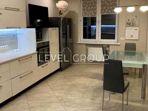 квартира за адресою Дмитрівська вул., 75