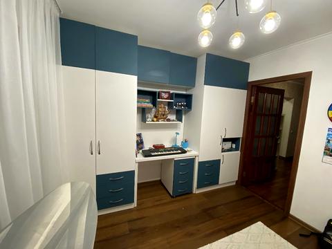 квартира за адресою Ревуцького вул., 8