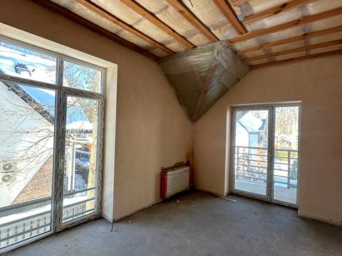 дом по адресу Евгения Коновальца ул.