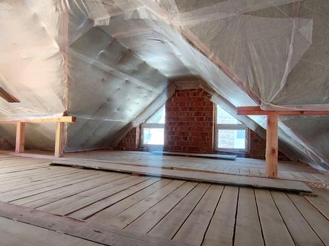 дом по адресу Евгения Коновальца ул.