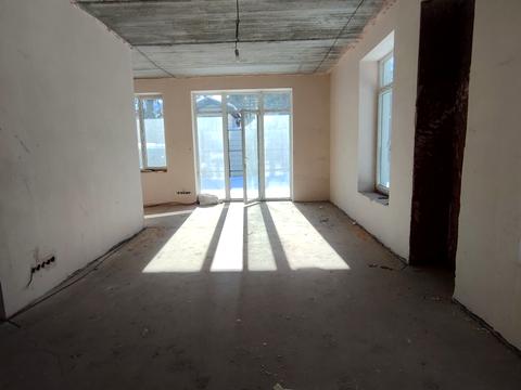 дом по адресу Евгения Коновальца ул.