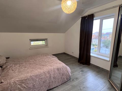 будинок за адресою Чорноморськ (Іллічівськ), Парусна вул. (Героїв Сталінграду), 12