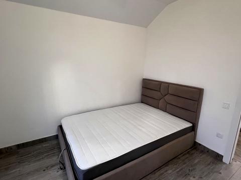 будинок за адресою Чорноморськ (Іллічівськ), Парусна вул. (Героїв Сталінграду), 12