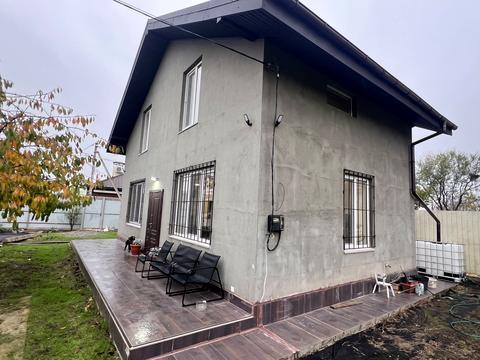 будинок за адресою Парусна вул. (Героїв Сталінграду), 12