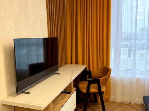 квартира по адресу Героев Майдана ул., 15