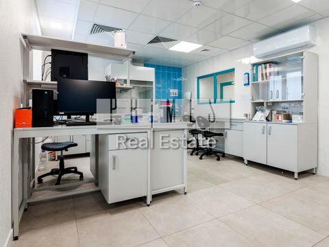 комерційна за адресою Пономарьова вул., 17