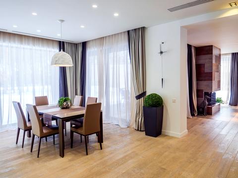 будинок за адресою Набережна вул., 14