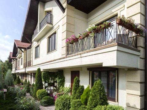 дом по адресу Белой Акации ул.