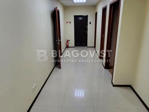 комерційна за адресою Київ, Жилянська вул., 101