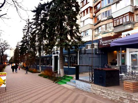 комерційна за адресою Русанівська набережна вул., 4