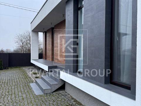 дом по адресу Хутірська