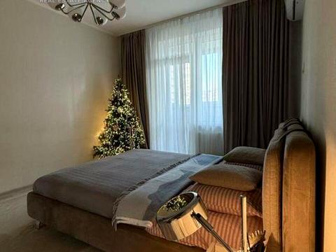 квартира по адресу Вячеслава Черновола ул., 27