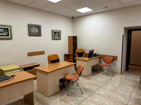 коммерческая по адресу Василия Тютюнника ул. (Анрі Барбюса), 5