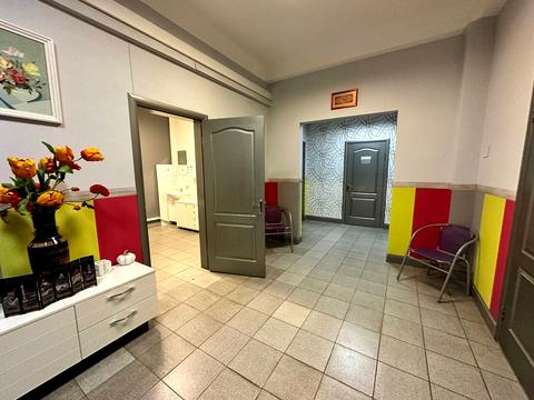 коммерческая по адресу Соломенская пл., 2