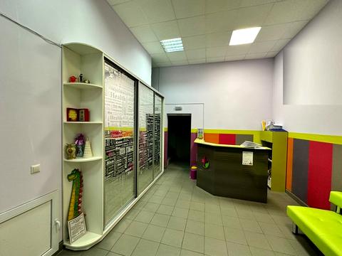 коммерческая по адресу Соломенская пл., 2