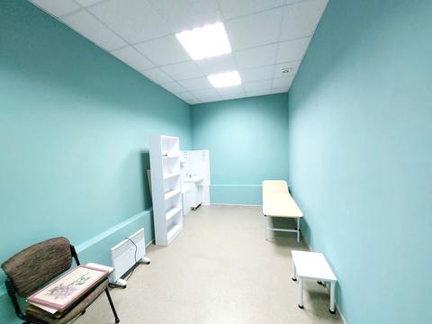 коммерческая по адресу Соломенская пл., 2