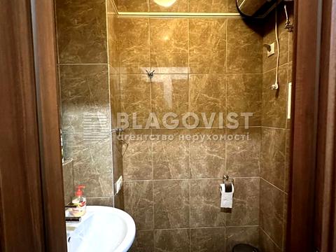 коммерческая по адресу Шота Руставели ул., 30-Б