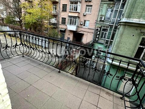 коммерческая по адресу Шота Руставели ул., 30-Б