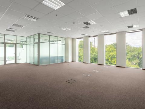 коммерческая по адресу Николая Амосова ул., 12