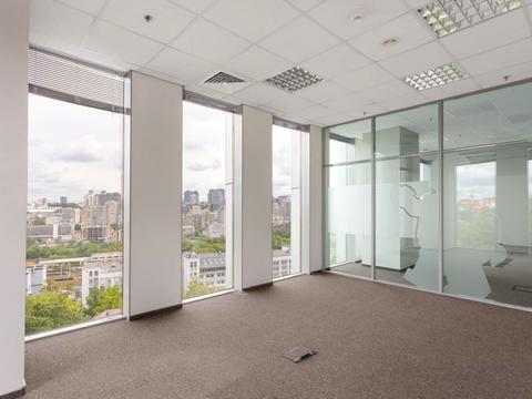 коммерческая по адресу Николая Амосова ул., 12