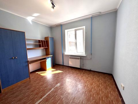 квартира по адресу Ревуцкого ул., 18