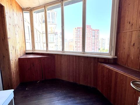 квартира по адресу Ревуцкого ул., 18