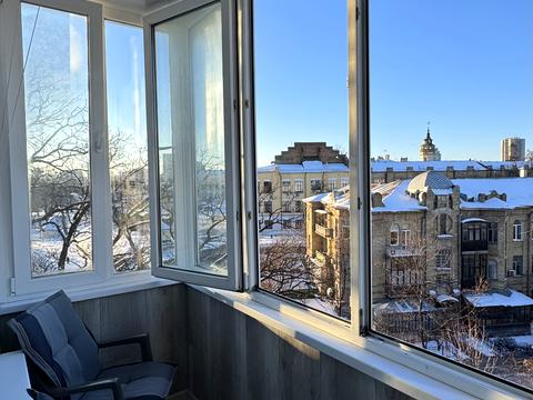 квартира за адресою Політехнічна вул., 31-Б