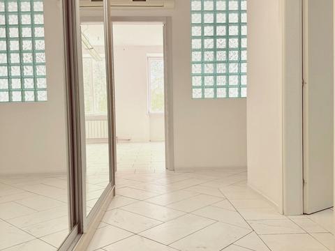 коммерческая по адресу Французский бульв., 35