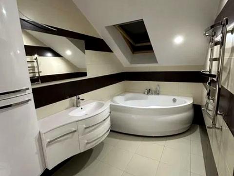 будинок за адресою Уютная