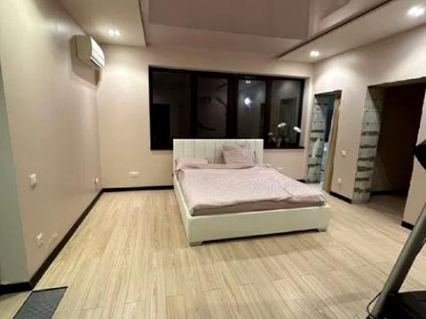 будинок за адресою Уютная